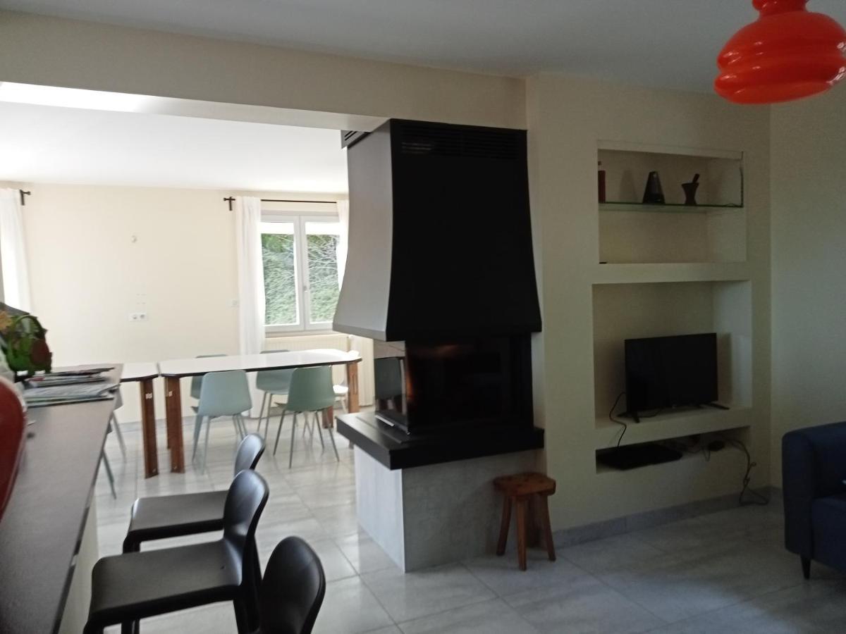 Vaste En Position Dominante Superbe Vue Lacs Villa *